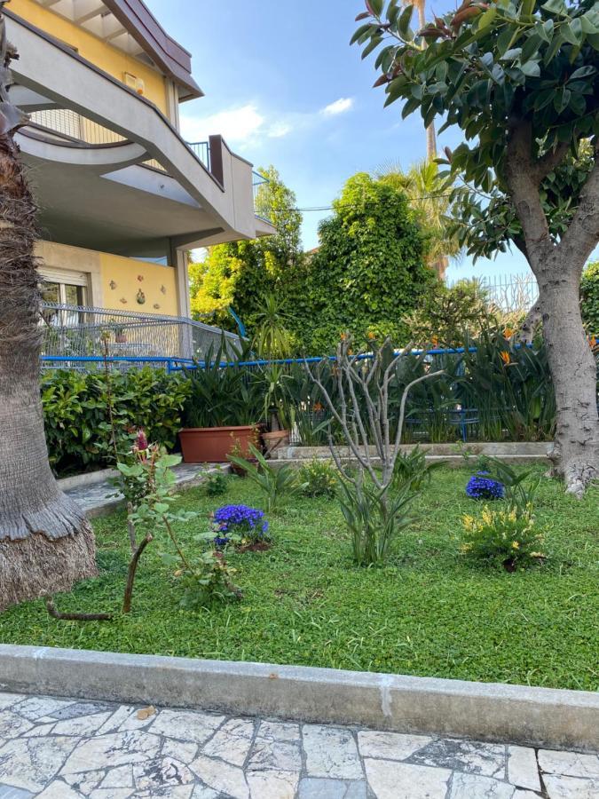 Villa Savoia Mondello Exterior foto